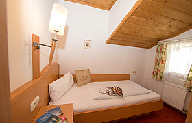 Doppelzimmer-zell-am-see-glasererhaus.jpg