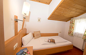 Hotel Glasererhaus - Dreibett Zimmer in Zell am See